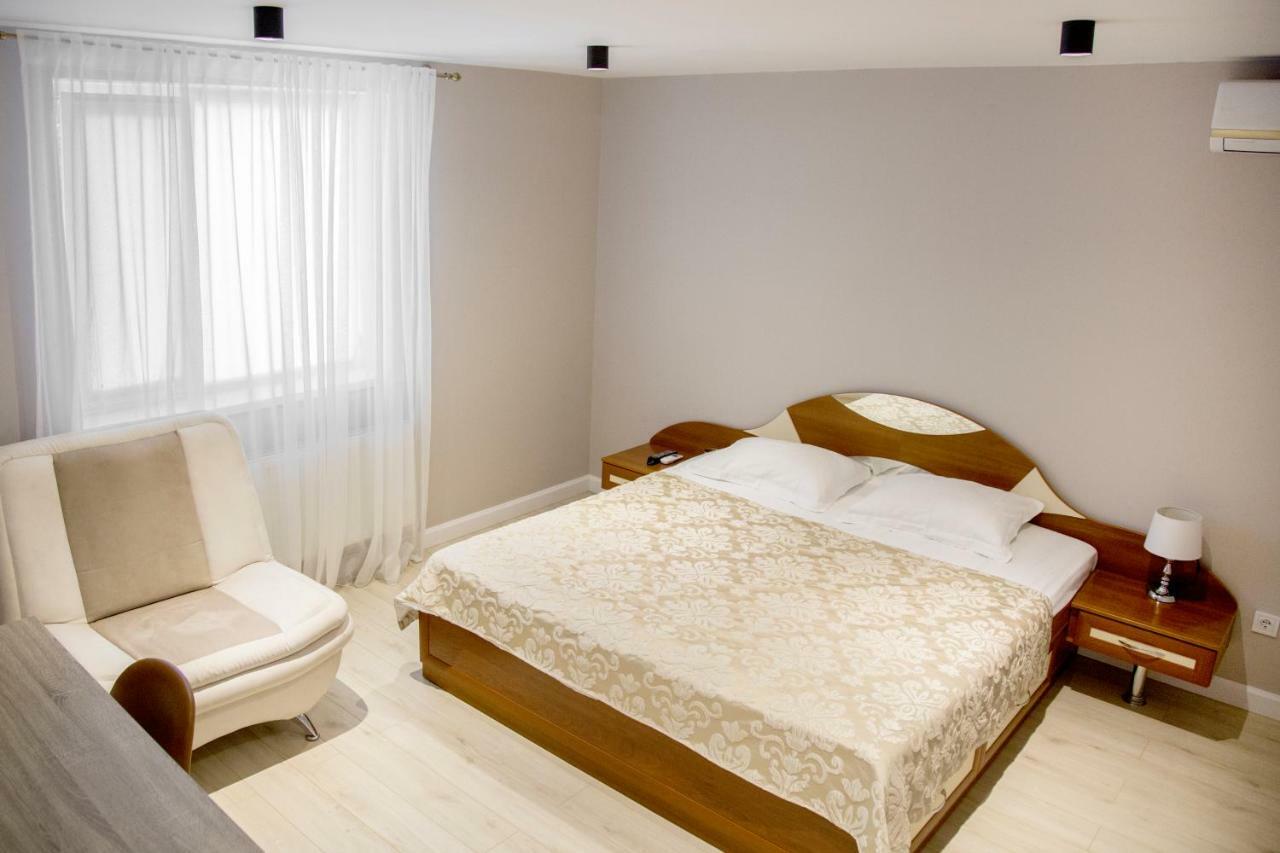 Vip Hotel อิซมาอิล ภายนอก รูปภาพ