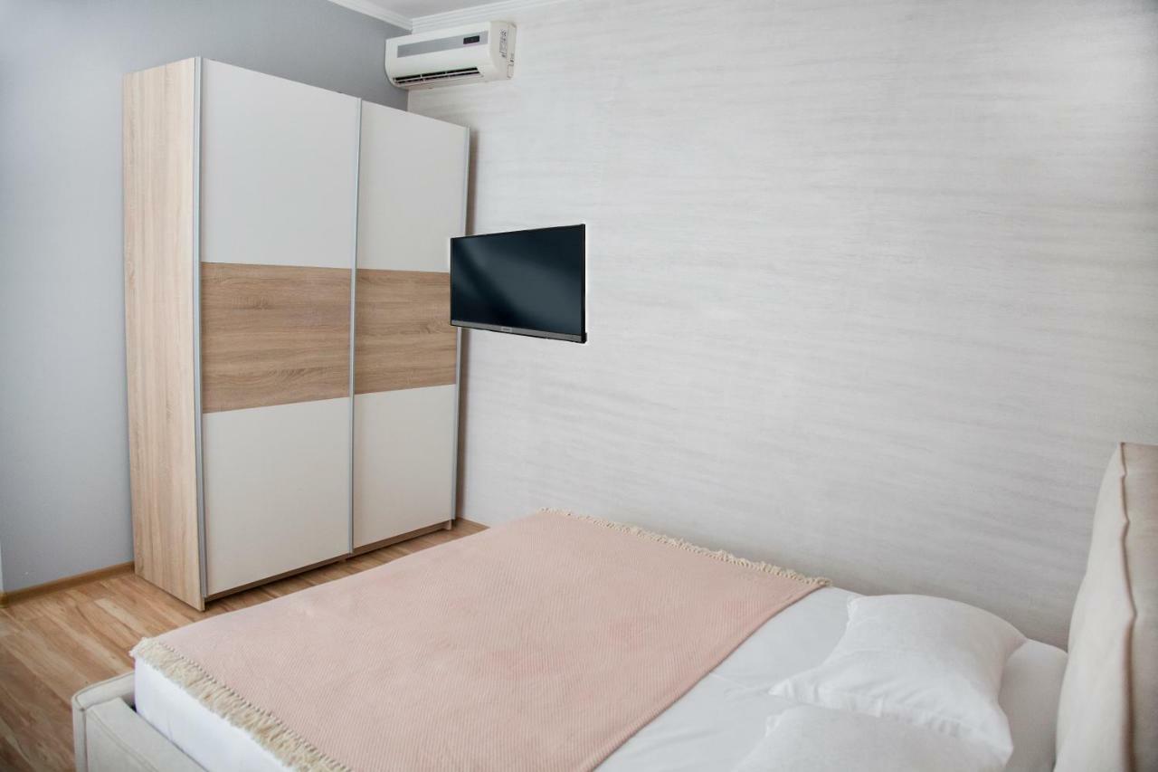 Vip Hotel อิซมาอิล ภายนอก รูปภาพ